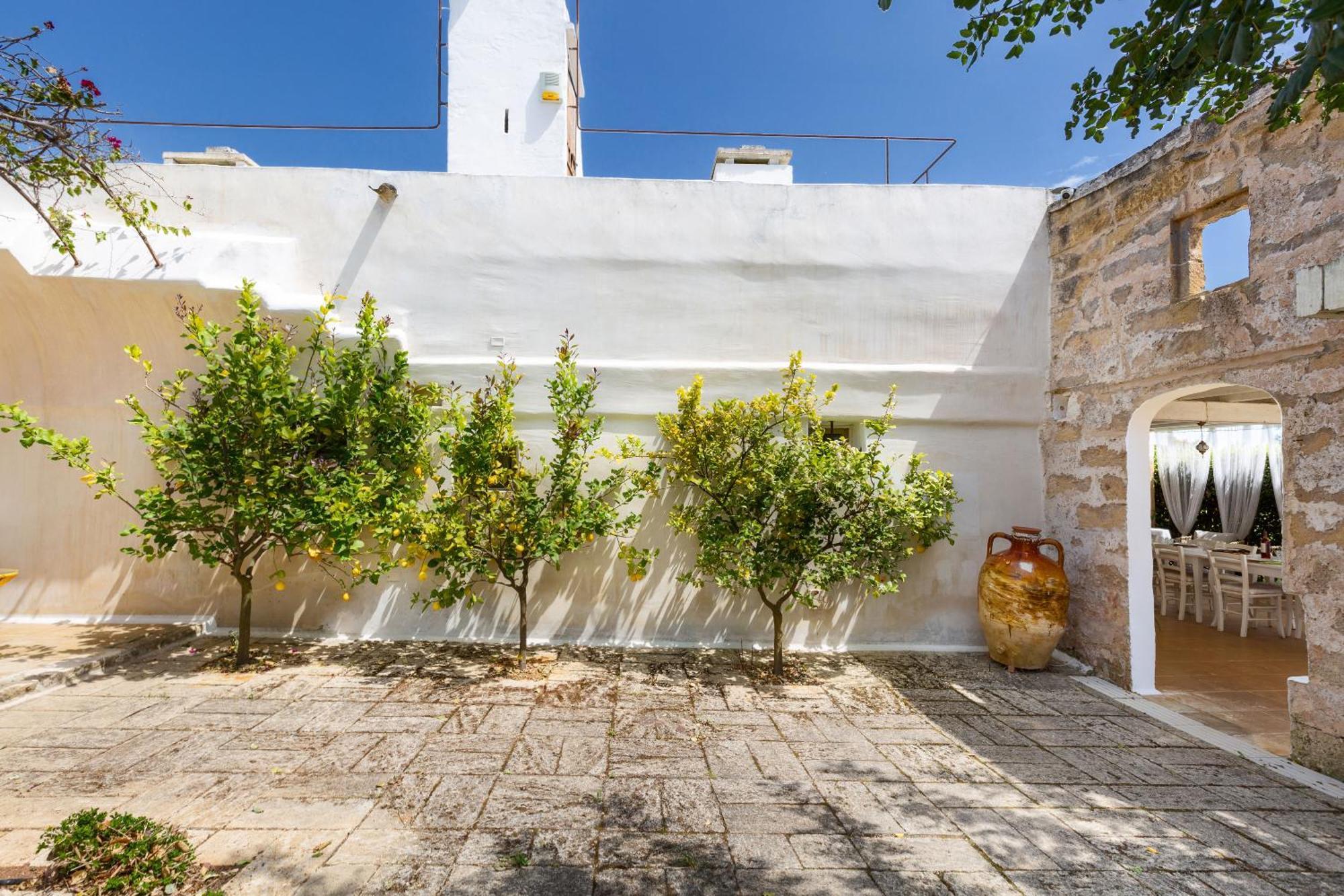Masseria Li Capperi By Perle Di Puglia Alezio Exterior foto