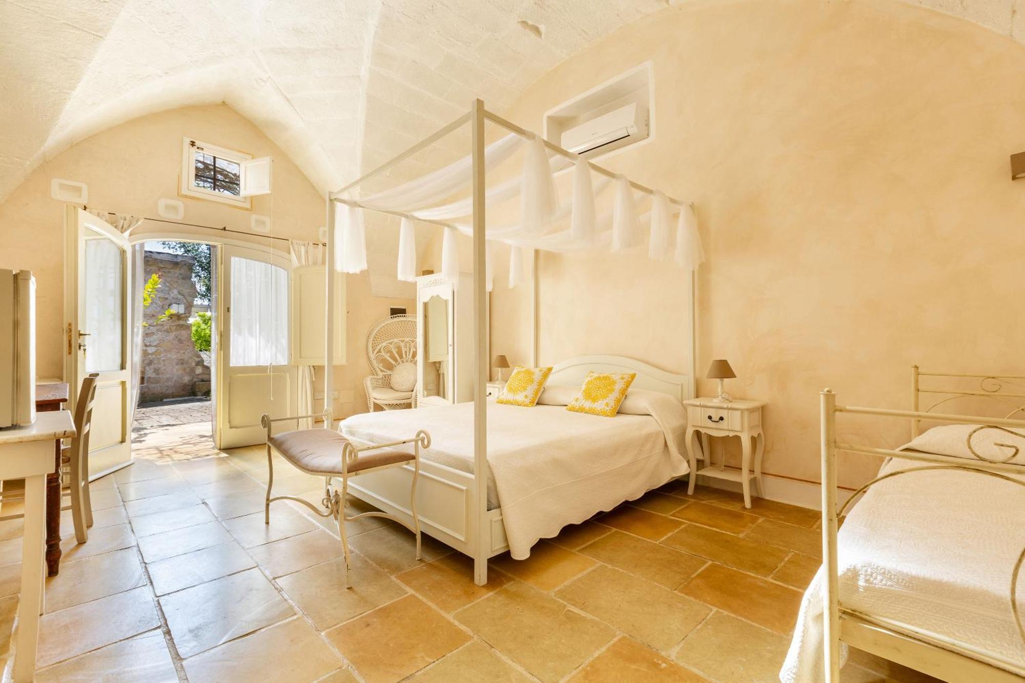 Masseria Li Capperi By Perle Di Puglia Alezio Exterior foto